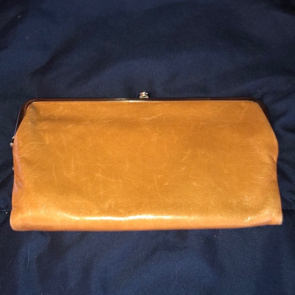 HOBO Lauren Wallet - Picture 1 of 4